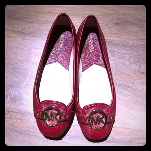 Micheal kors red flats